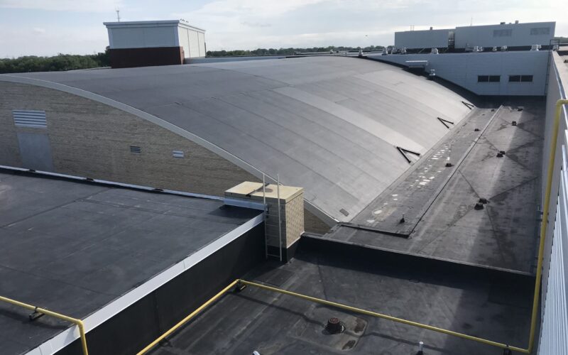 Accurate Roof Management  Maximizing Commercial Roof Service in Hartford
